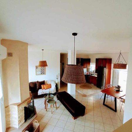 Sonema Seaside Apt Chania  Buitenkant foto